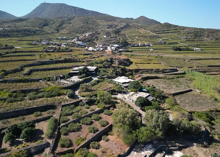 I Dammusi Di Punta Karace