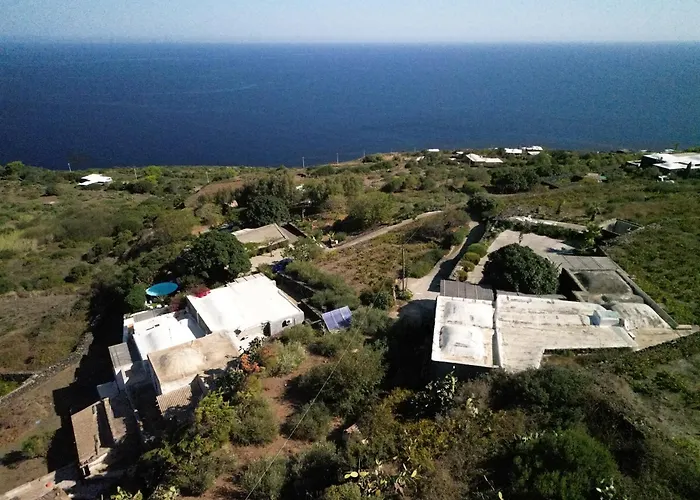 I Dammusi Di Punta Karace